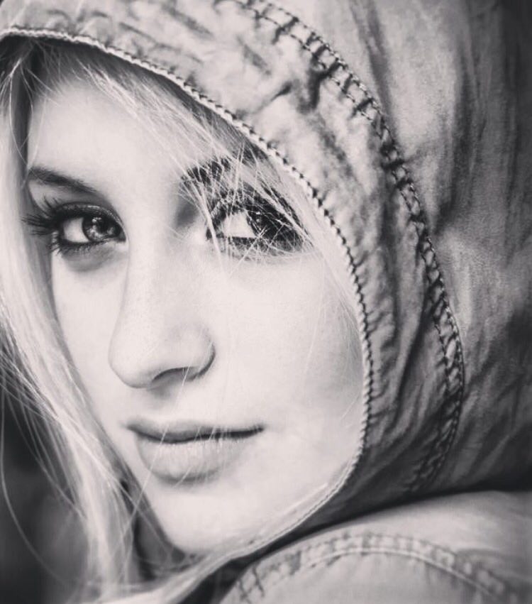 آموزش نقاشی سیاه قلم